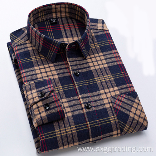 Classic 100% cotton flannel shirt in winter